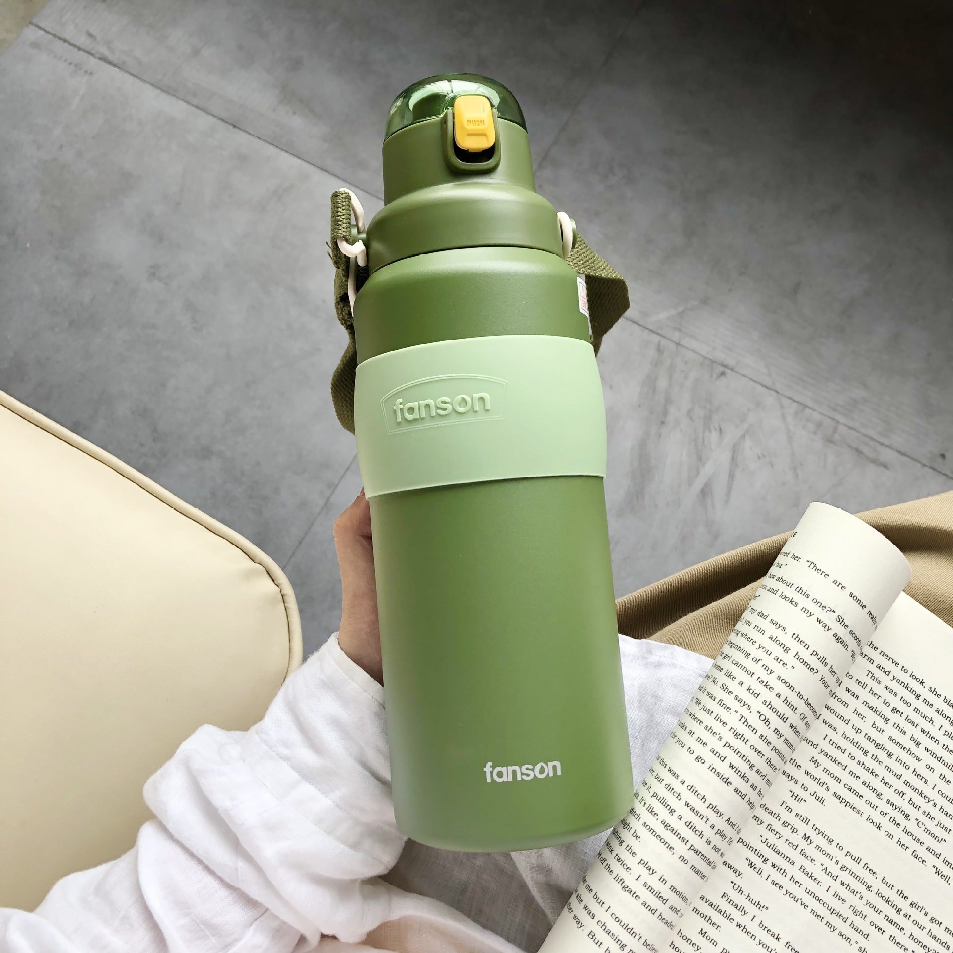 Large Capacity Thermos Outdoor Portable Cute Straw Thermos Mori Style Fresh Water Cup